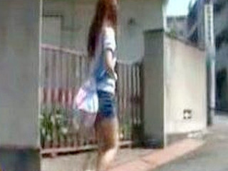 Fucking Nippon slut teases whacking dick with kinky tricks in bed